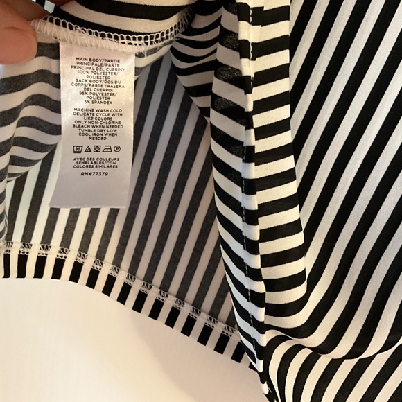 Ann Taylor factory cute striped blouse. Petite. - Picture 5 of 5